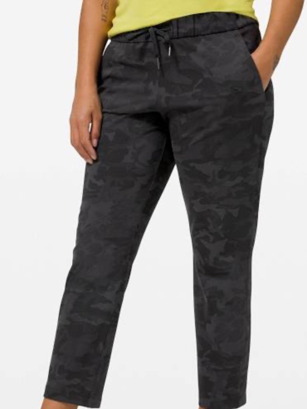 Lululemon On The Fly Pant 7/8 Incognito Camo Multi Grey Size 4 NWT